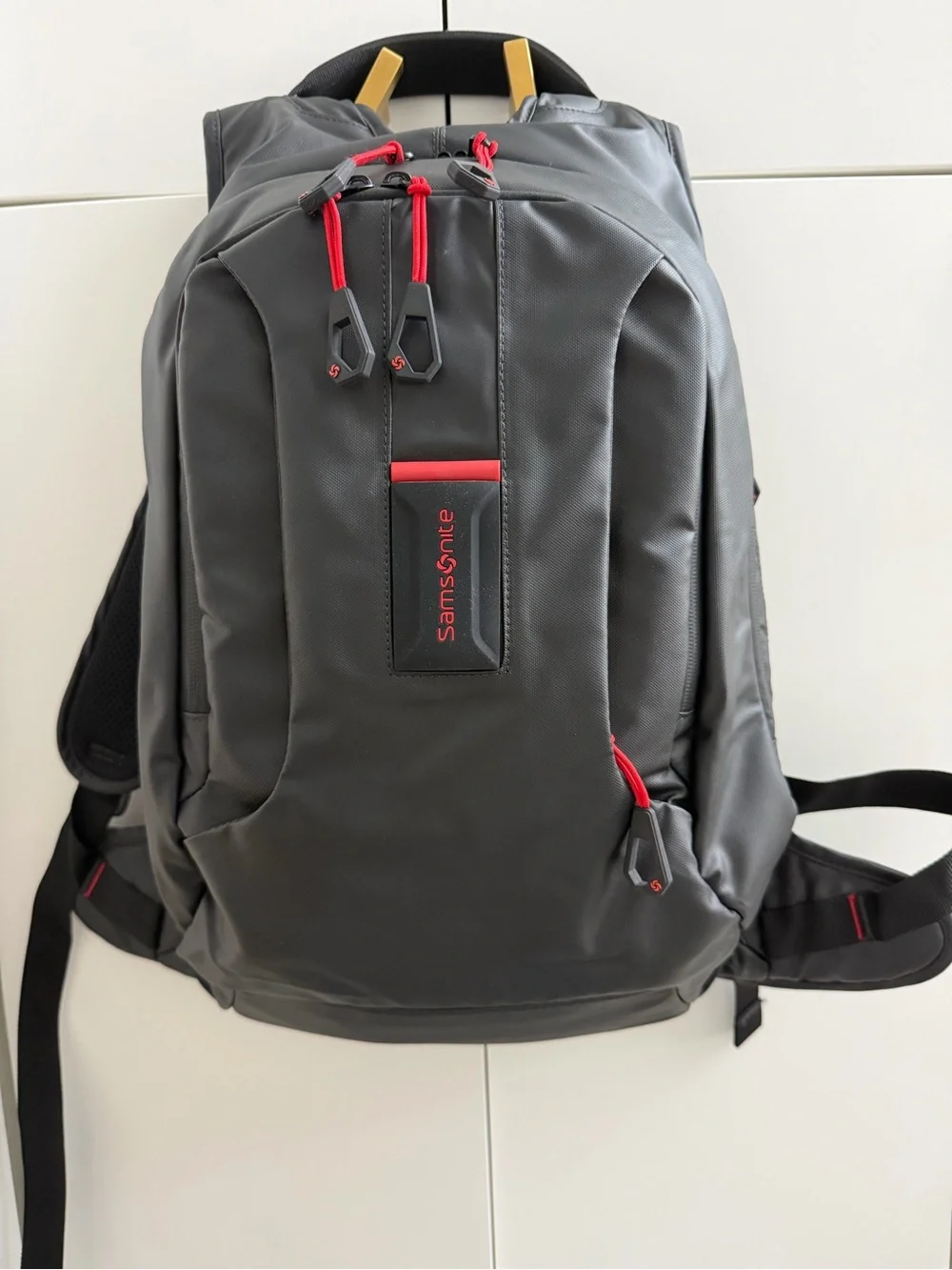 Samsonite Black Backpack with Red Trim - Men's Commuter Laptop Pack
